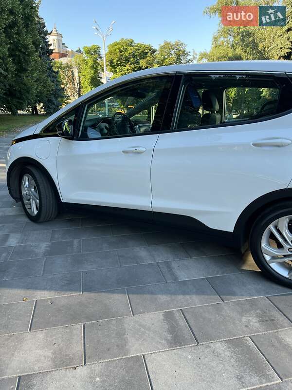 Хетчбек Chevrolet Bolt EV 2022 в Полтаві