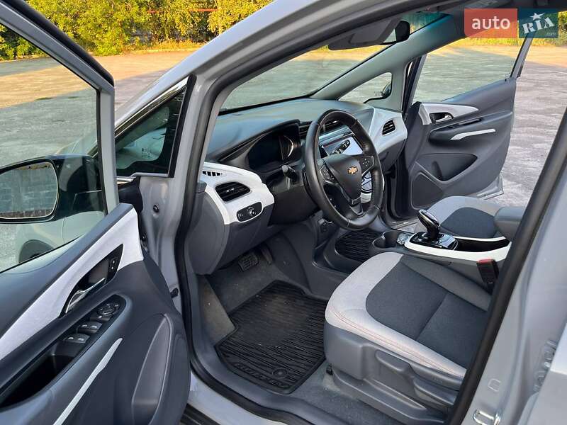 Хэтчбек Chevrolet Bolt EV 2020 в Днепре фото 9 Хэтчбек Chevrolet Bolt EV 2020 в Днепре