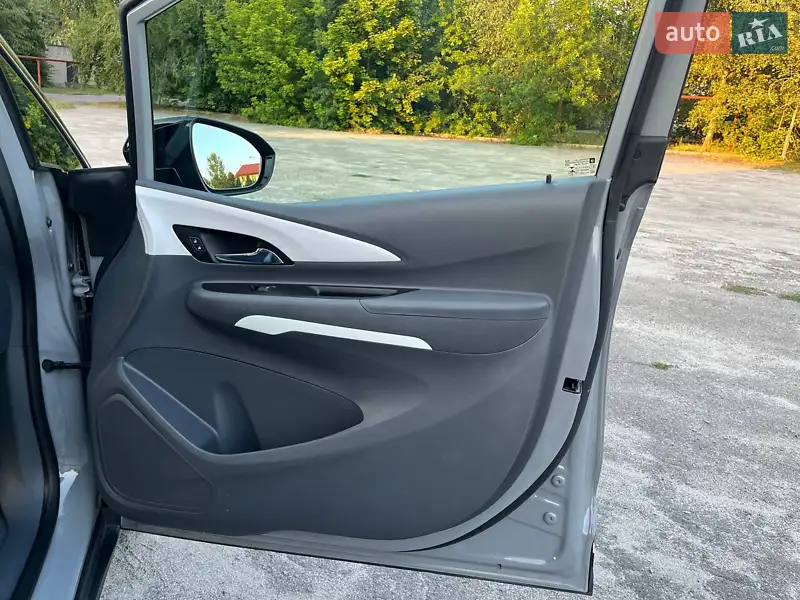 Chevrolet Bolt EV 2020 VIN 1G1FY6S01M4101655 фото оголошення 34 з 77