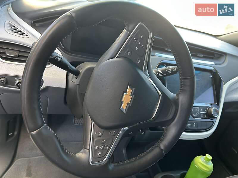 Хэтчбек Chevrolet Bolt EV 2020 в Золочеве