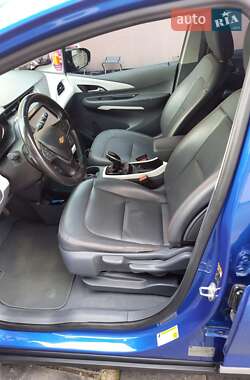 Хэтчбек Chevrolet Bolt EV 2017 в 