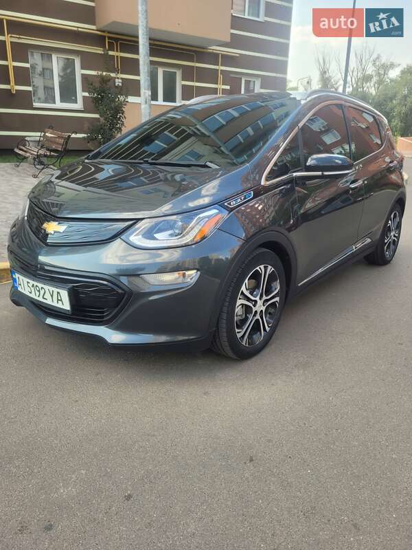 Хэтчбек Chevrolet Bolt EV 2020 в Киеве