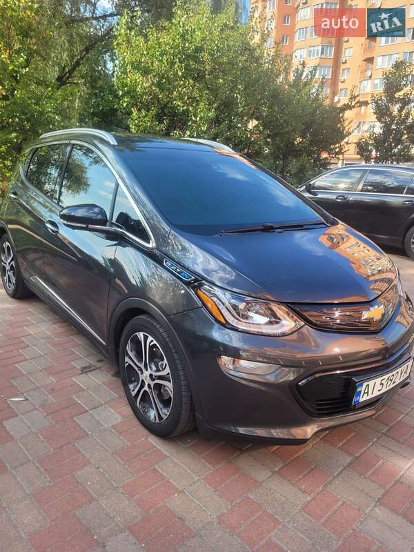 Хэтчбек Chevrolet Bolt EV 2020 в Киеве