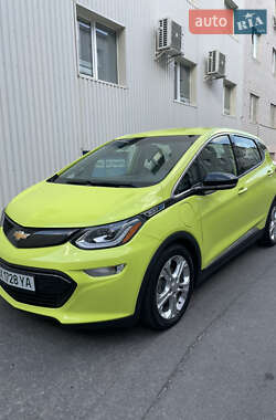 Хэтчбек Chevrolet Bolt EV 2018 в 