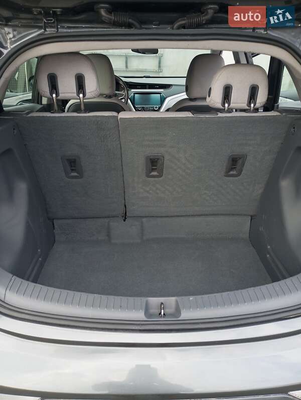 Хэтчбек Chevrolet Bolt EV 2017 в Житомире фото 3 Хэтчбек Chevrolet Bolt EV 2017 в Житомире