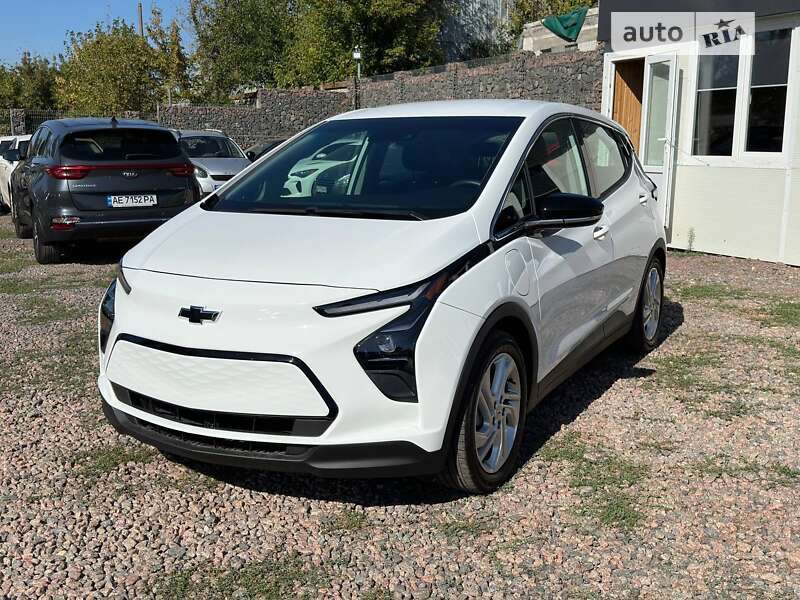 Хэтчбек Chevrolet Bolt EV 2023 в Одессе