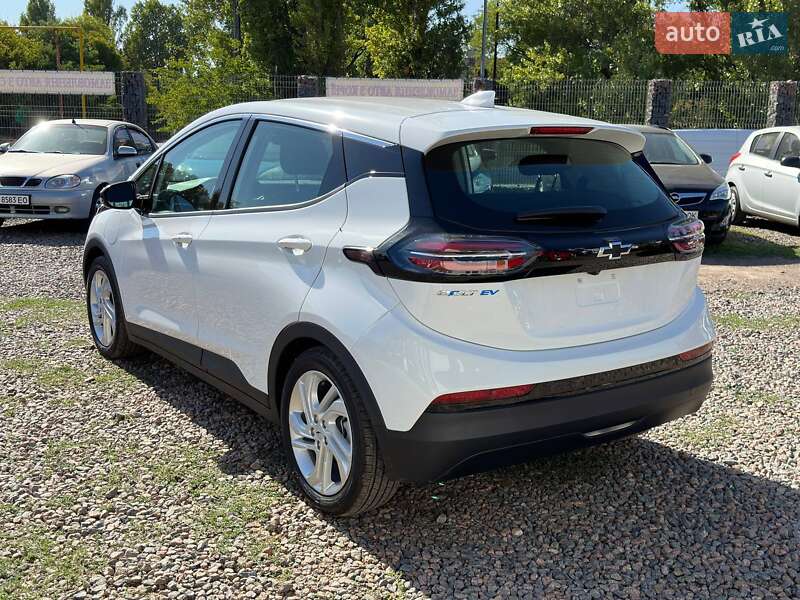 Хэтчбек Chevrolet Bolt EV 2023 в Одессе