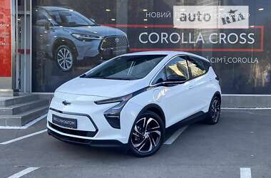 Хэтчбек Chevrolet Bolt EV 2023 в 