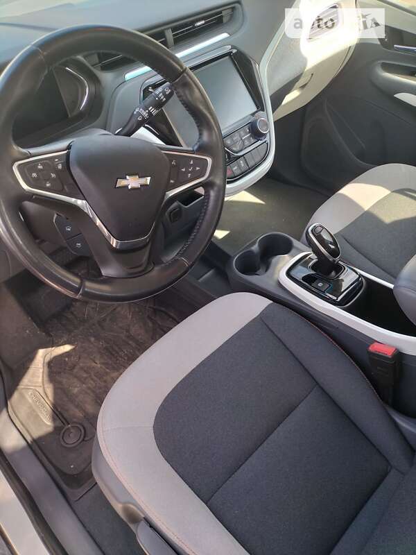 Хэтчбек Chevrolet Bolt EV 2020 в Виннице