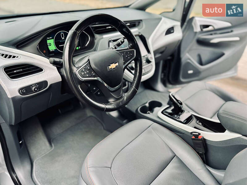 Хэтчбек Chevrolet Bolt EV 2019 в Черкассах фото 31 Хэтчбек Chevrolet Bolt EV 2019 в Черкассах