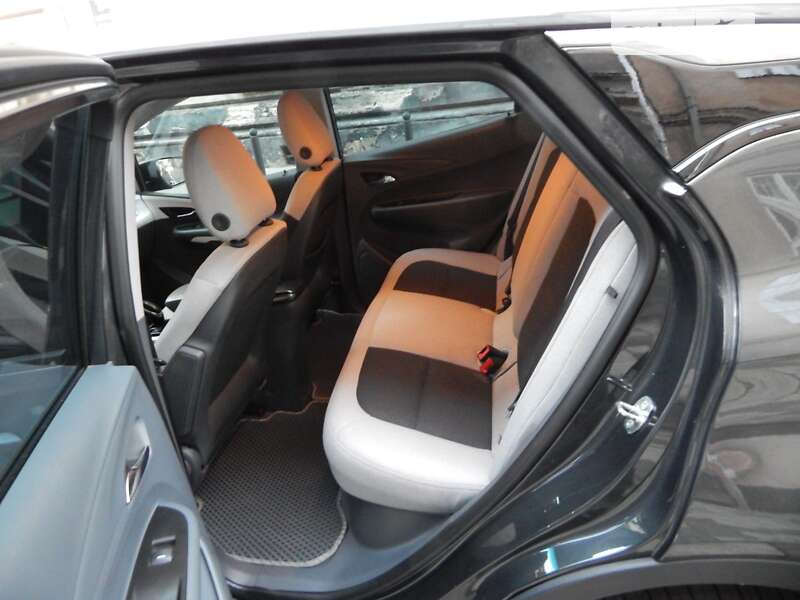 Хетчбек Chevrolet Bolt EV 2017 в Львові