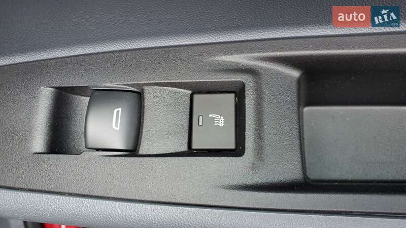 Хэтчбек Chevrolet Bolt EV 2020 в Кропивницком