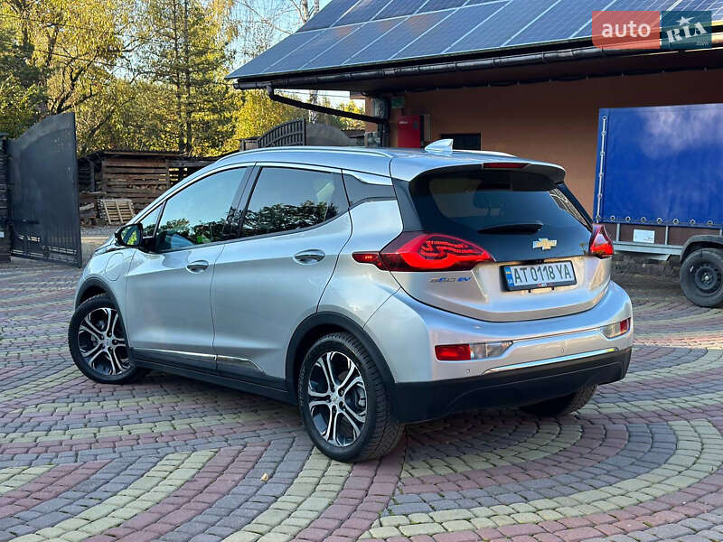Хэтчбек Chevrolet Bolt EV 2018 в Калуше