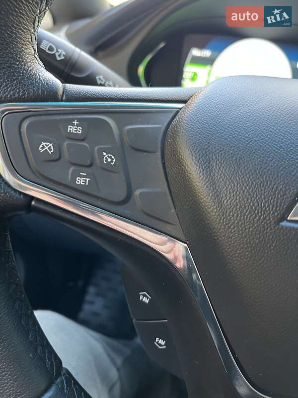 Хетчбек Chevrolet Bolt EV 2018 в Львові