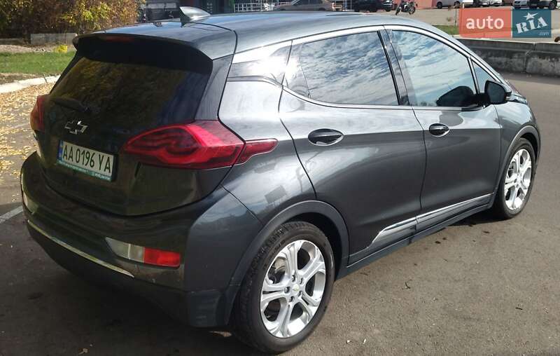 Хэтчбек Chevrolet Bolt EV 2021 в Киеве фото 7 Хэтчбек Chevrolet Bolt EV 2021 в Киеве