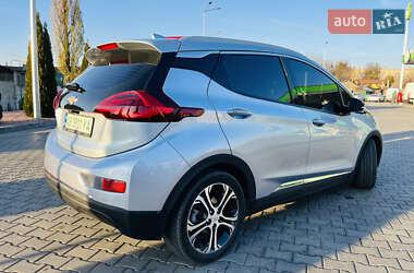 Хэтчбек Chevrolet Bolt EV 2018 в 