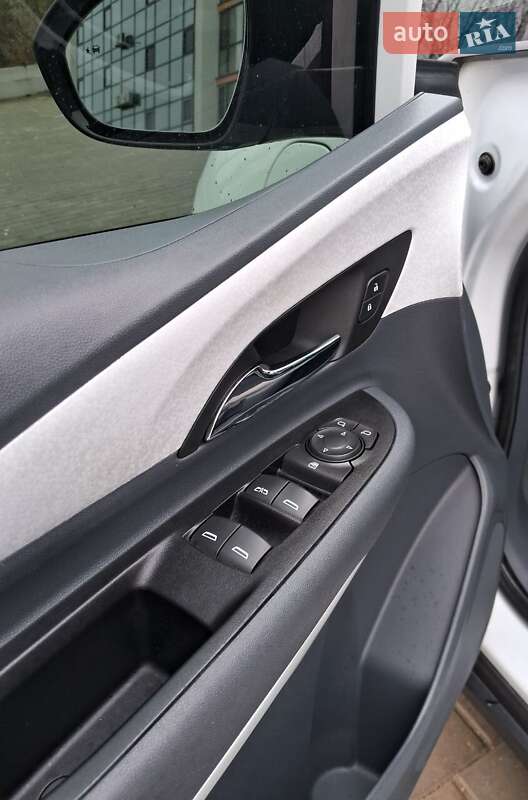 Хэтчбек Chevrolet Bolt EV 2020 в Виннице