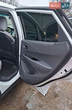 Хэтчбек Chevrolet Bolt EV 2020 в 