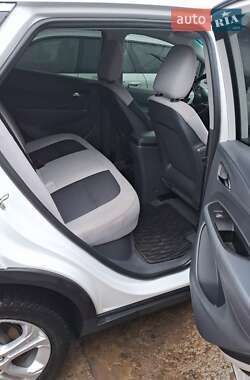 Хэтчбек Chevrolet Bolt EV 2020 в 