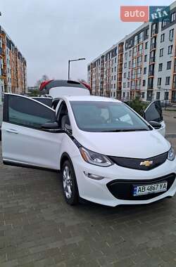 Хэтчбек Chevrolet Bolt EV 2020 в 