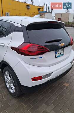 Хэтчбек Chevrolet Bolt EV 2020 в 
