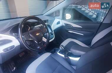 Хетчбек Chevrolet Bolt EV 2021 в 
