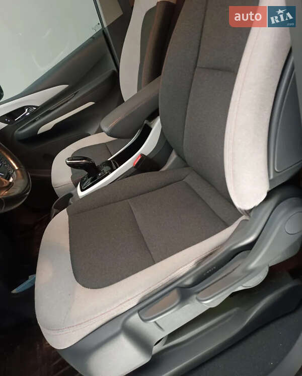 Хетчбек Chevrolet Bolt EV 2021 в Івано-Франківську