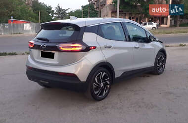 Хэтчбек Chevrolet Bolt EV 2022 в 