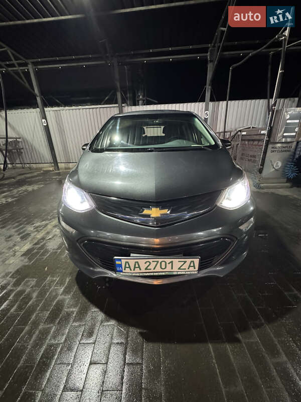 Хэтчбек Chevrolet Bolt EV 2017 в Киеве