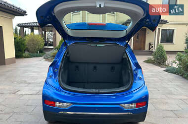 Хэтчбек Chevrolet Bolt EV 2020 в 