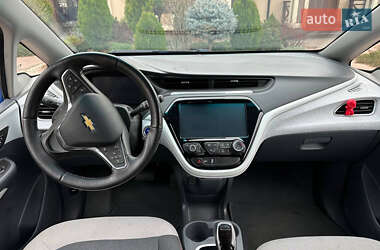 Хэтчбек Chevrolet Bolt EV 2020 в 