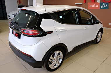 Хэтчбек Chevrolet Bolt EV 2023 в 
