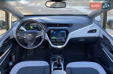 Хэтчбек Chevrolet Bolt EV 2021 в 