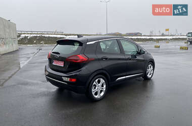 Хэтчбек Chevrolet Bolt EV 2021 в 