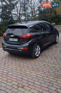 Хэтчбек Chevrolet Bolt EV 2017 в 