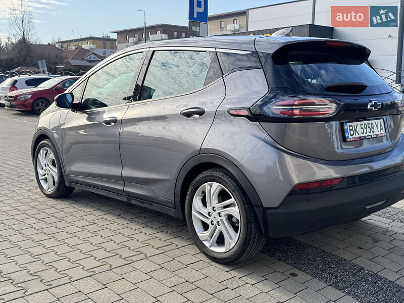 Хэтчбек Chevrolet Bolt EV 2022 в Ровно