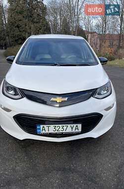 Хэтчбек Chevrolet Bolt EV 2017 в 