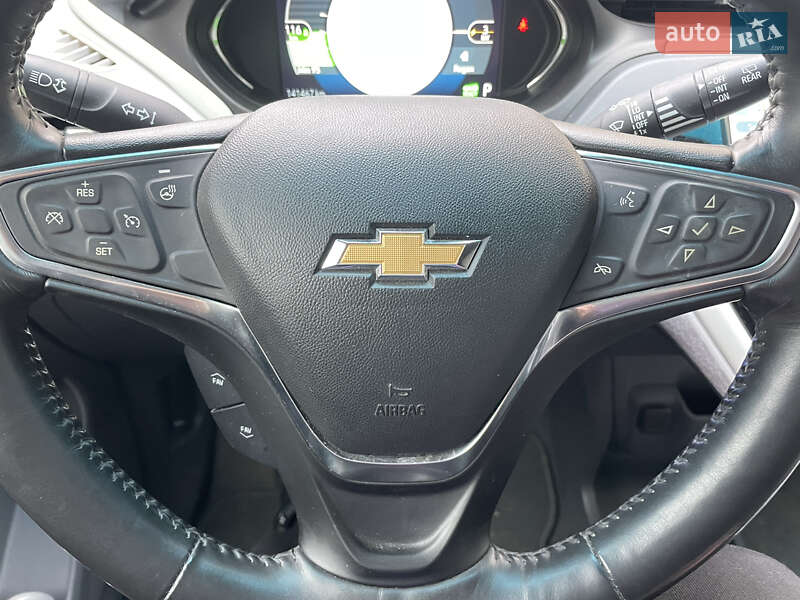 Хетчбек Chevrolet Bolt EV 2017 в Бурштині