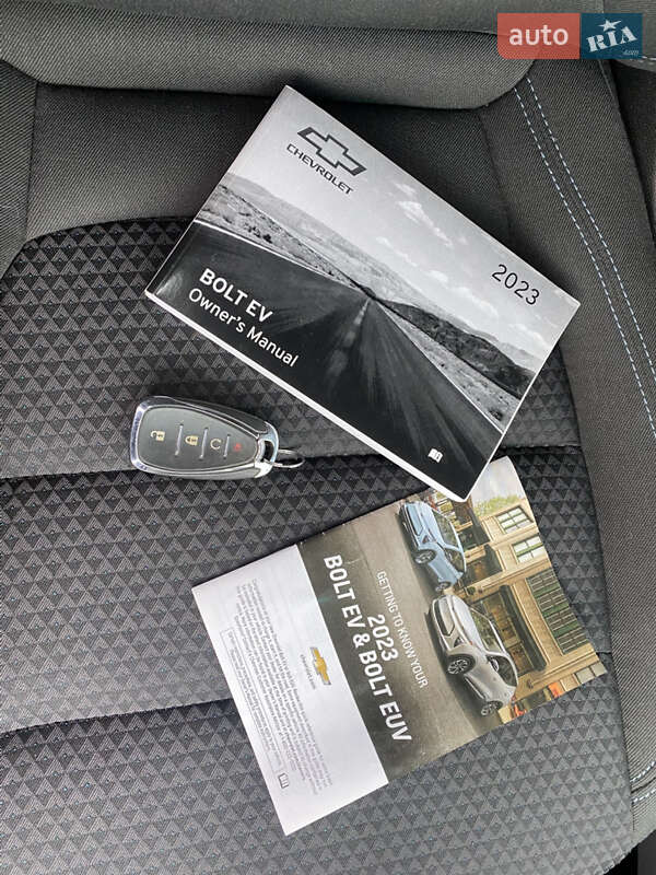 Хэтчбек Chevrolet Bolt EV 2022 в Полтаве