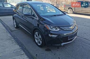 Хэтчбек Chevrolet Bolt EV 2020 в 