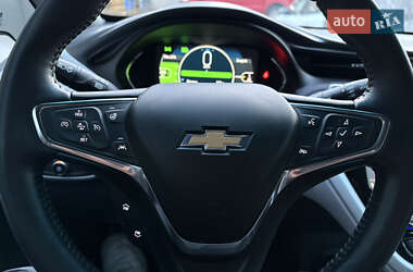 Хэтчбек Chevrolet Bolt EV 2020 в 