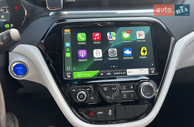 Хетчбек Chevrolet Bolt EV 2017 в 