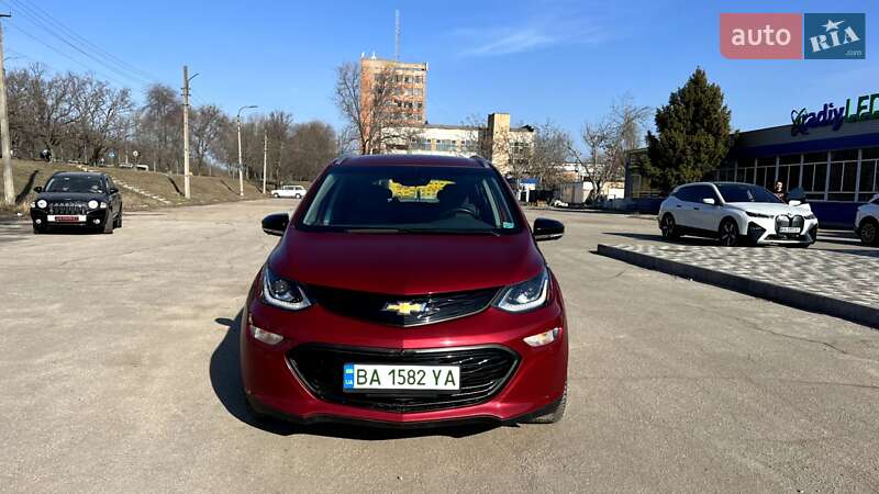 Хэтчбек Chevrolet Bolt EV 2020 в Кропивницком