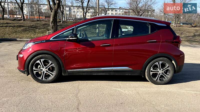 Хэтчбек Chevrolet Bolt EV 2020 в Кропивницком