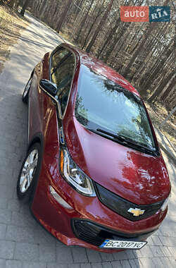 Хэтчбек Chevrolet Bolt EV 2021 в 