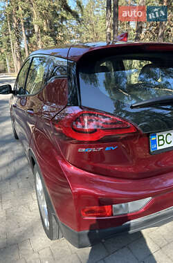 Хэтчбек Chevrolet Bolt EV 2021 в 