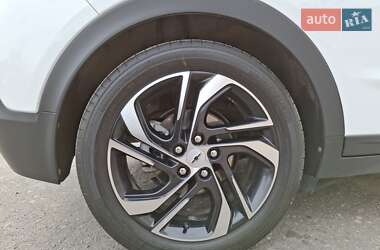 Хэтчбек Chevrolet Bolt EV 2023 в 