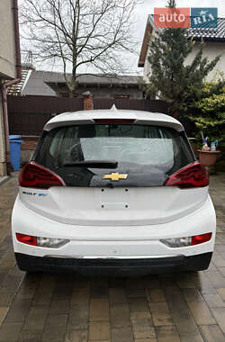 Хэтчбек Chevrolet Bolt EV 2017 в 