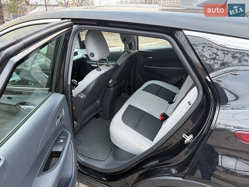 Хэтчбек Chevrolet Bolt EV 2020 в Кривом Роге