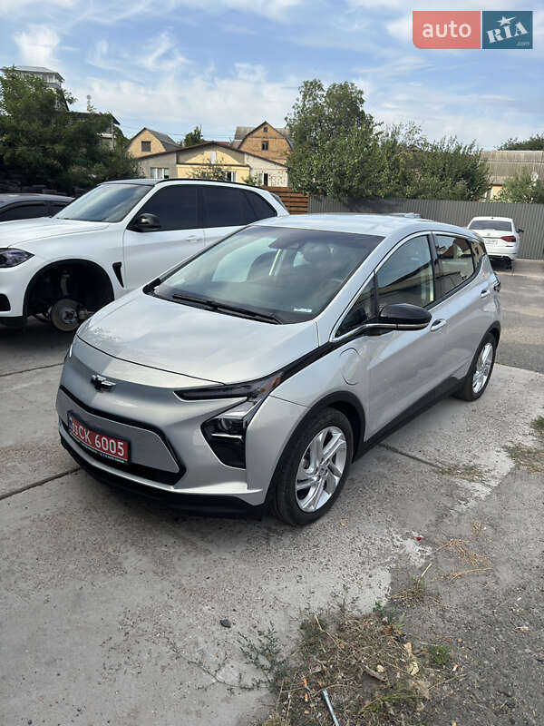 Хетчбек Chevrolet Bolt EV 2023 в 